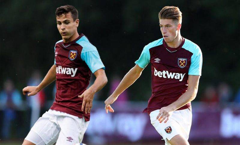 展現中國足 展現中國足